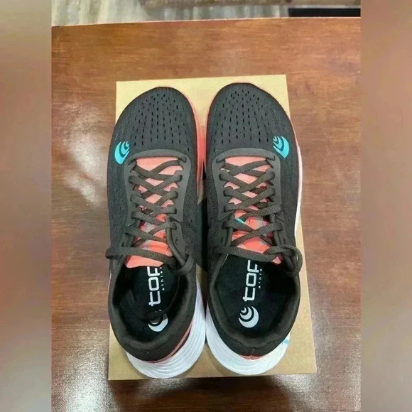 Women’s Topo Specter Shoe - Picture 3 of 3